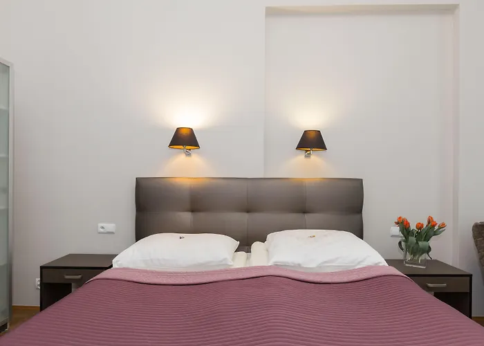 Floryan Old Town Szálloda 3*