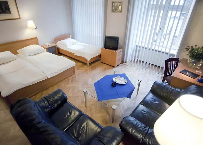 Szálloda Floryan Old Town 3*