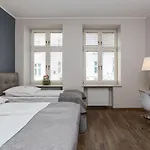 Ξενοδοχείο Floryan Old Town 3*