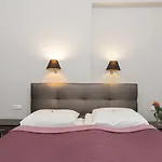 Floryan Old Town Ξενοδοχείο 3*