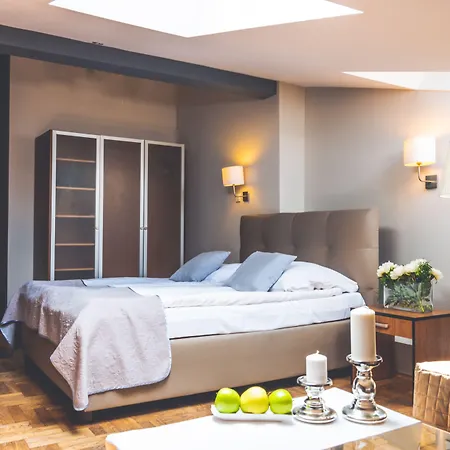 Floryan Old Town Hotel