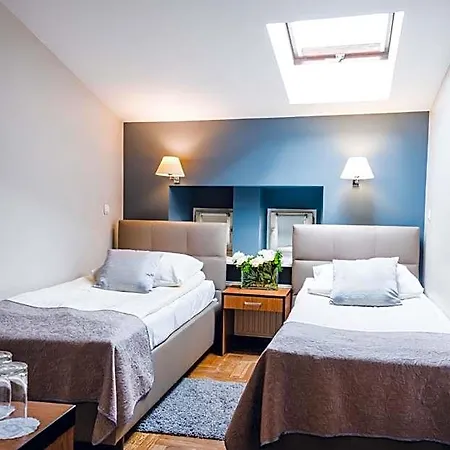 Floryan Old Town Отель 3*